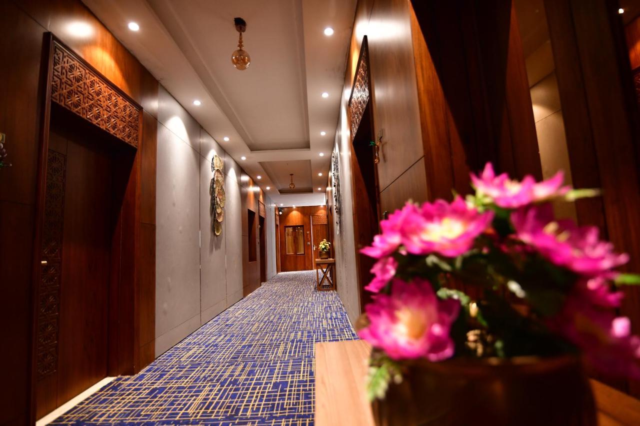 Kamay The Kohinoor Palace - A Heritage Hotel Faizābād Eksteriør bilde
